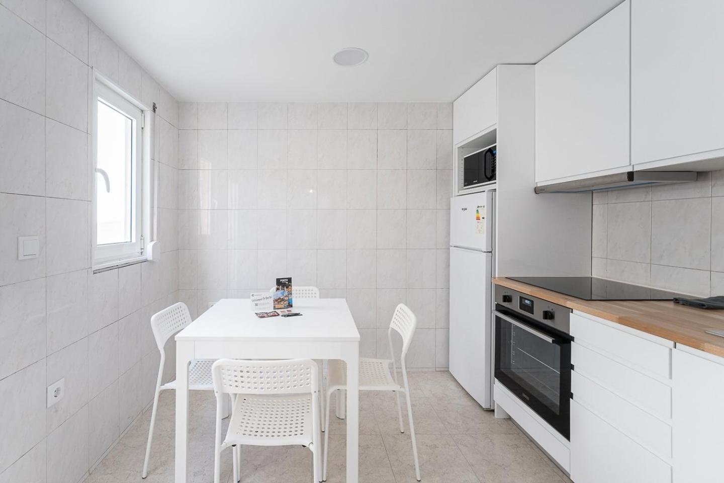 Guestready - The Perfect Urban Nest Hotel บีลาโนวาเดกายา ภายนอก รูปภาพ