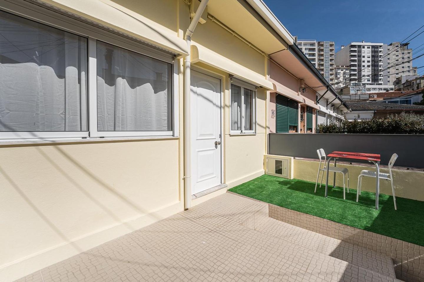 Guestready - The Perfect Urban Nest Hotel บีลาโนวาเดกายา ภายนอก รูปภาพ